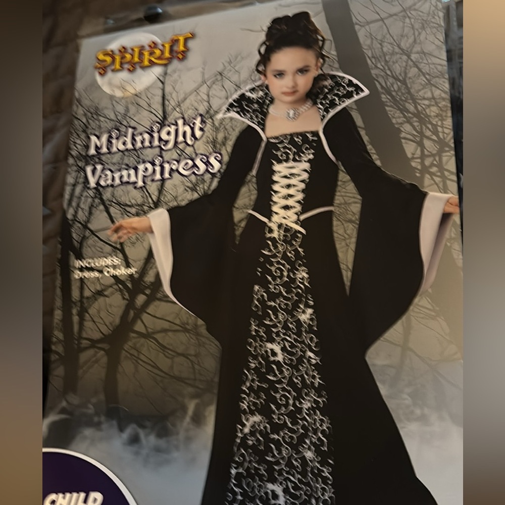 Spirit Midnight Vampiress Kids Costume - Black and White